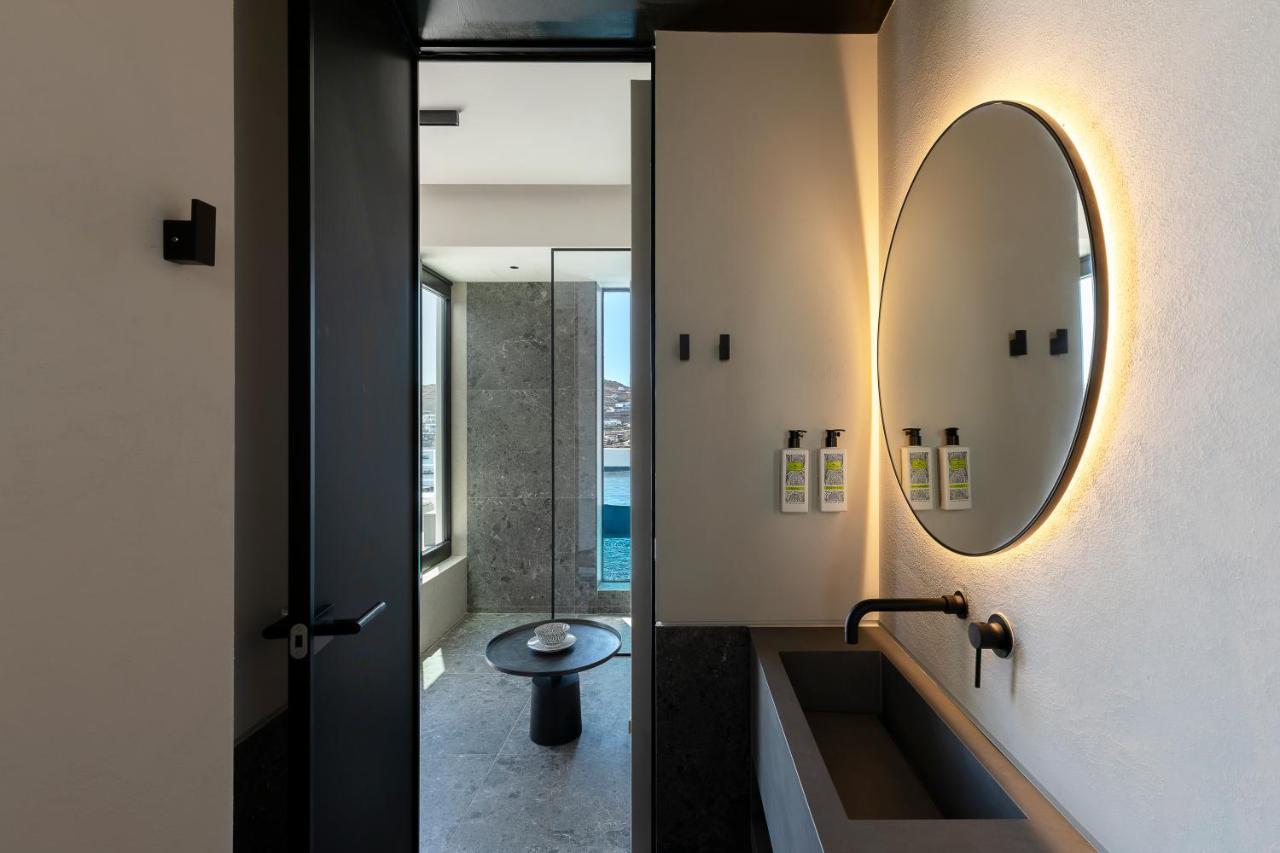 Cubic Mykonos Seafront Design Suites Ornos  Exterior foto
