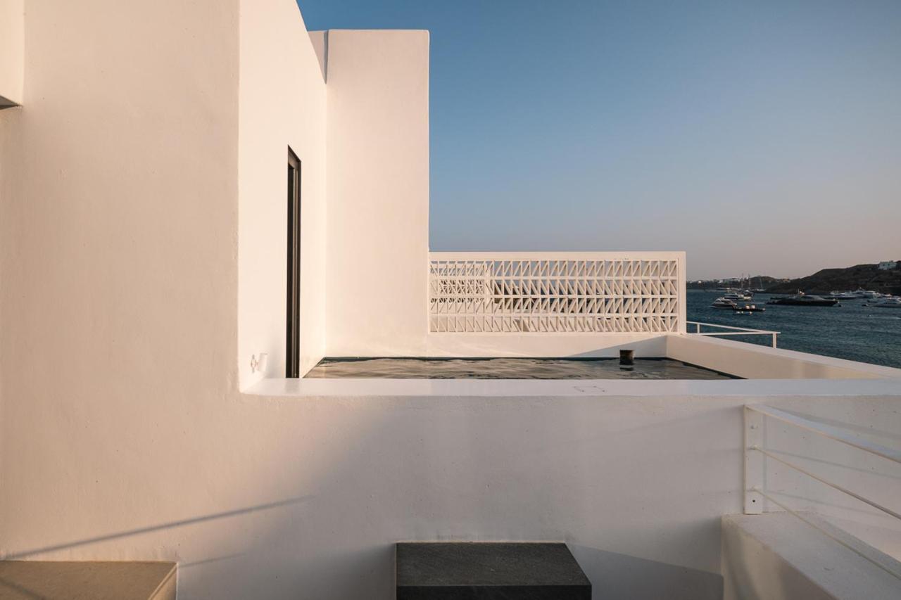 Cubic Mykonos Seafront Design Suites Ornos  Exterior foto